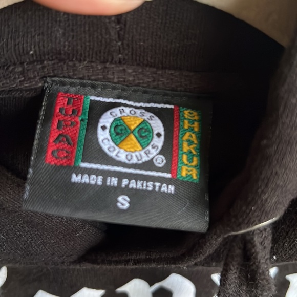 Tupac Shakur Black Cross Colours Hoodie - Picture 2 of 4